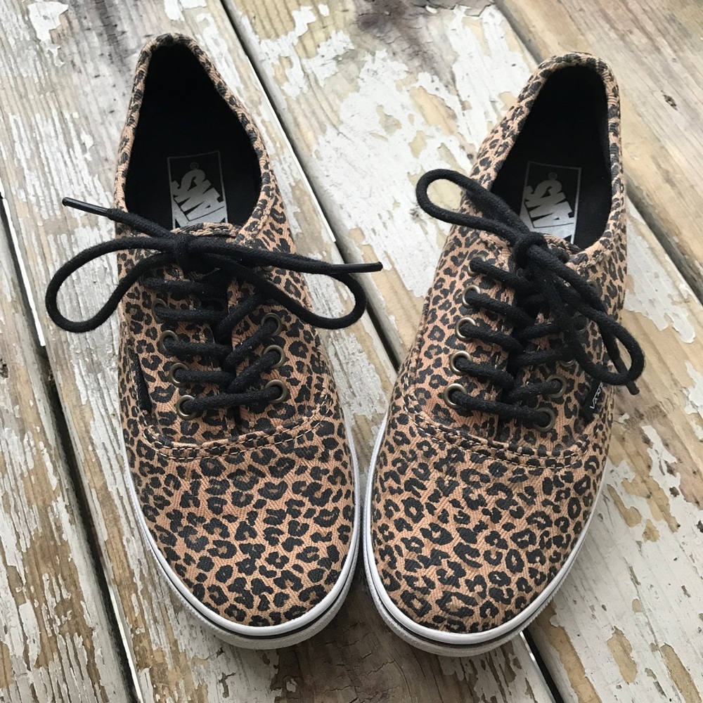 Vans Leopard Print Shoes Like-New